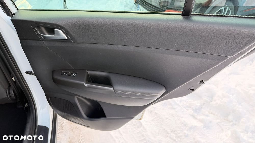 Kia Sportage 1.6 GDI 2WD SPIRIT - 20