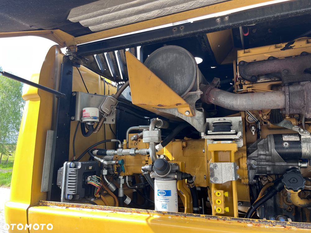Caterpillar CAT M315D - 11