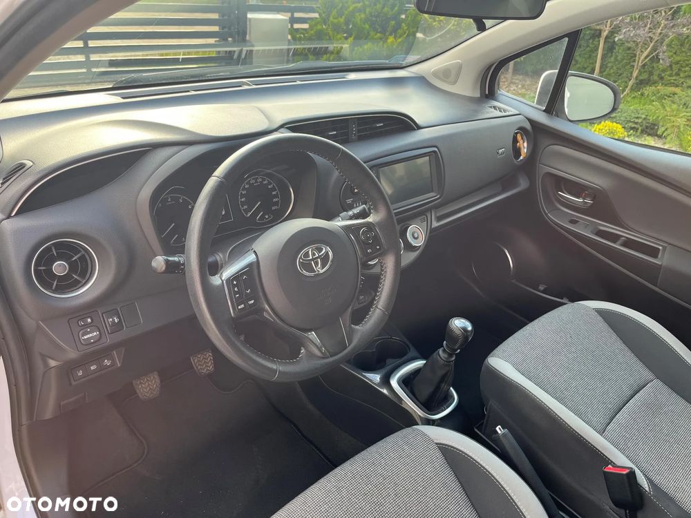 Toyota Yaris - 8