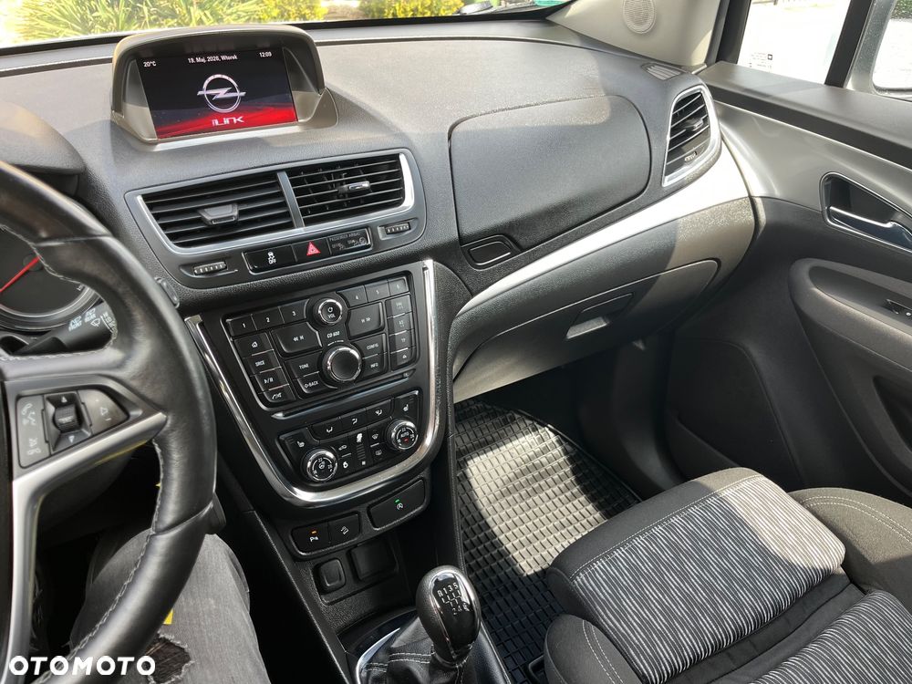 Opel Mokka 1.4 T Cosmo S&S 4x4 - 26