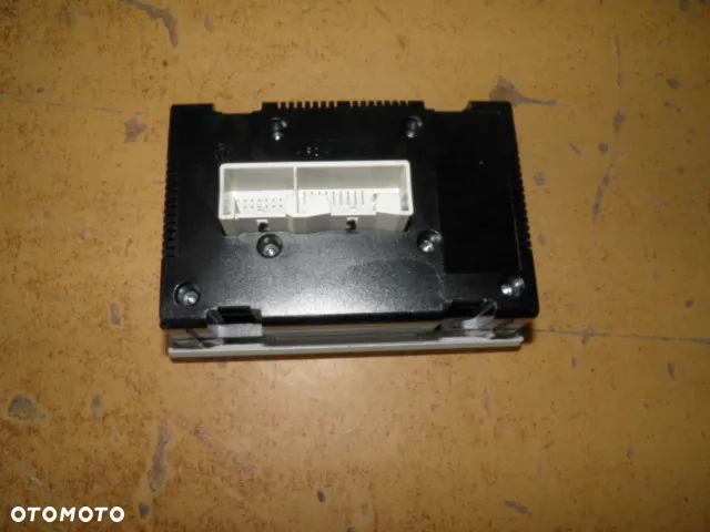 PANEL KLIMATYZACJI VW T6 - 5