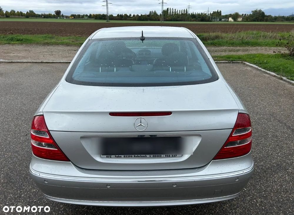Mercedes-Benz Klasa E 500 Avantgarde - 11