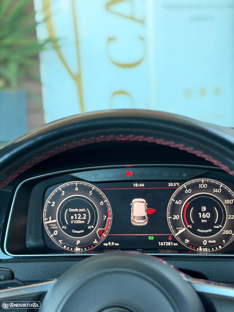 VW Golf 2.0 TSI GTI DSG Performance - 32