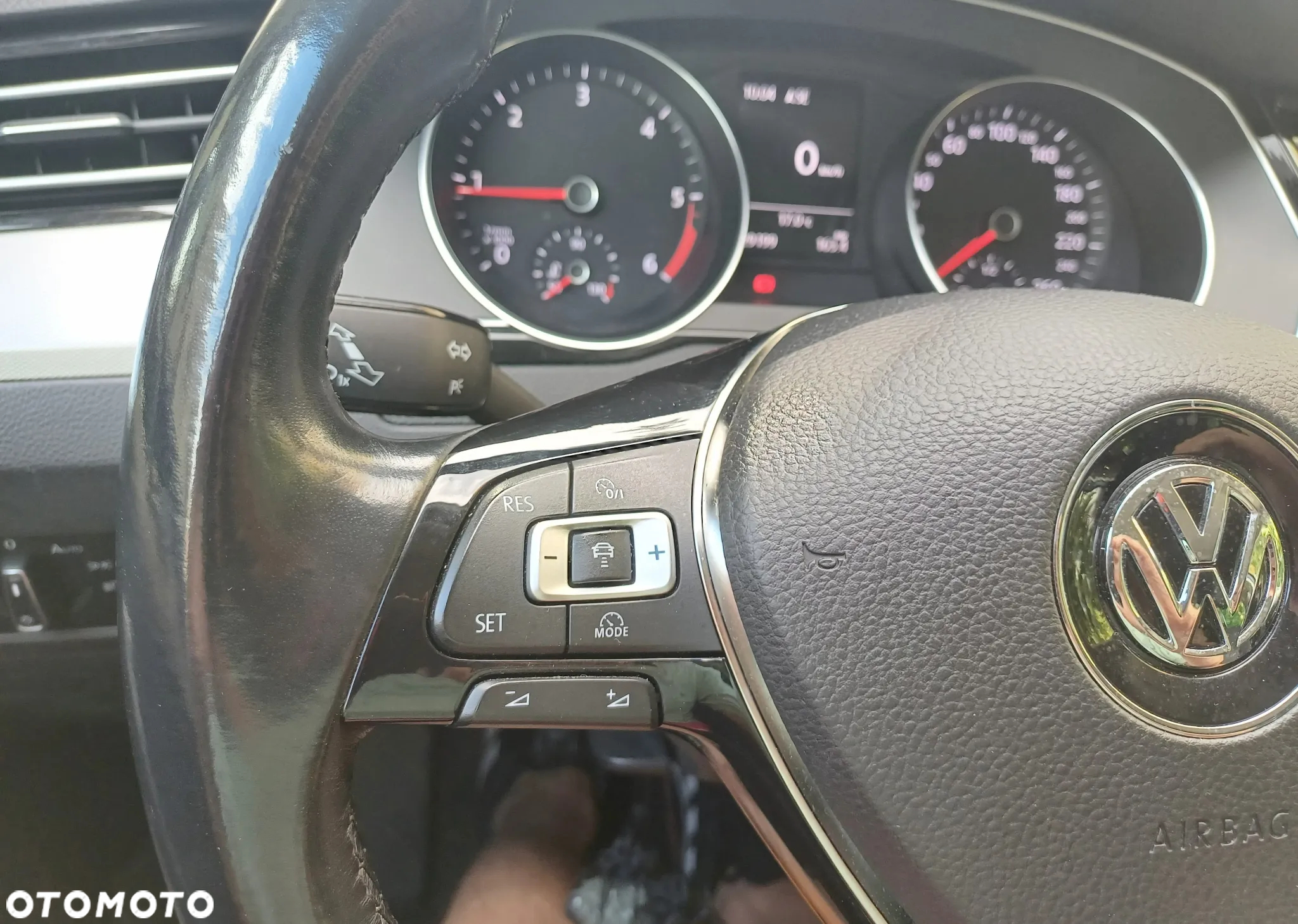 Volkswagen Passat 2.0 TDI BMT Comfortline - 15