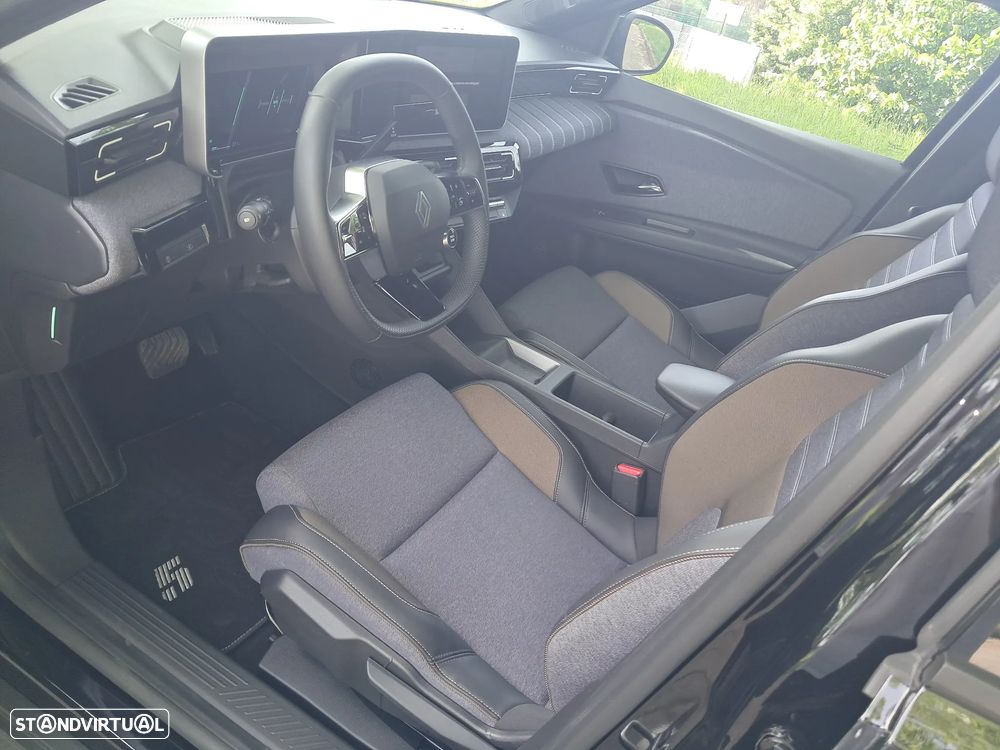 Renault 5 E-Tech 52 kWh Iconic Cinq Autonomia Conforto - 10