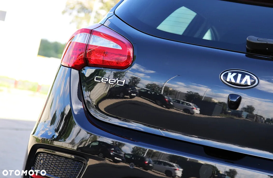 Kia Ceed 1.4 L Business Line - 11