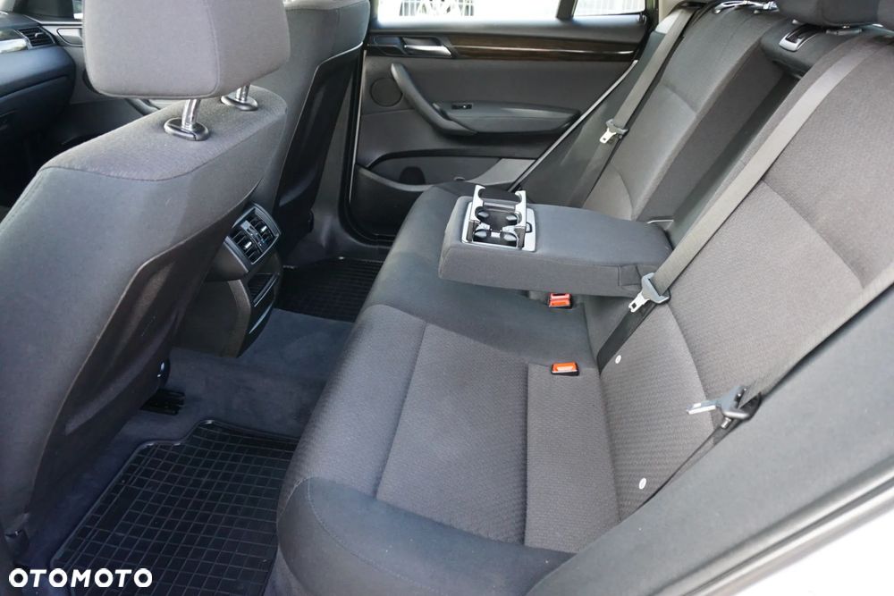 BMW X3 xDrive20d - 9