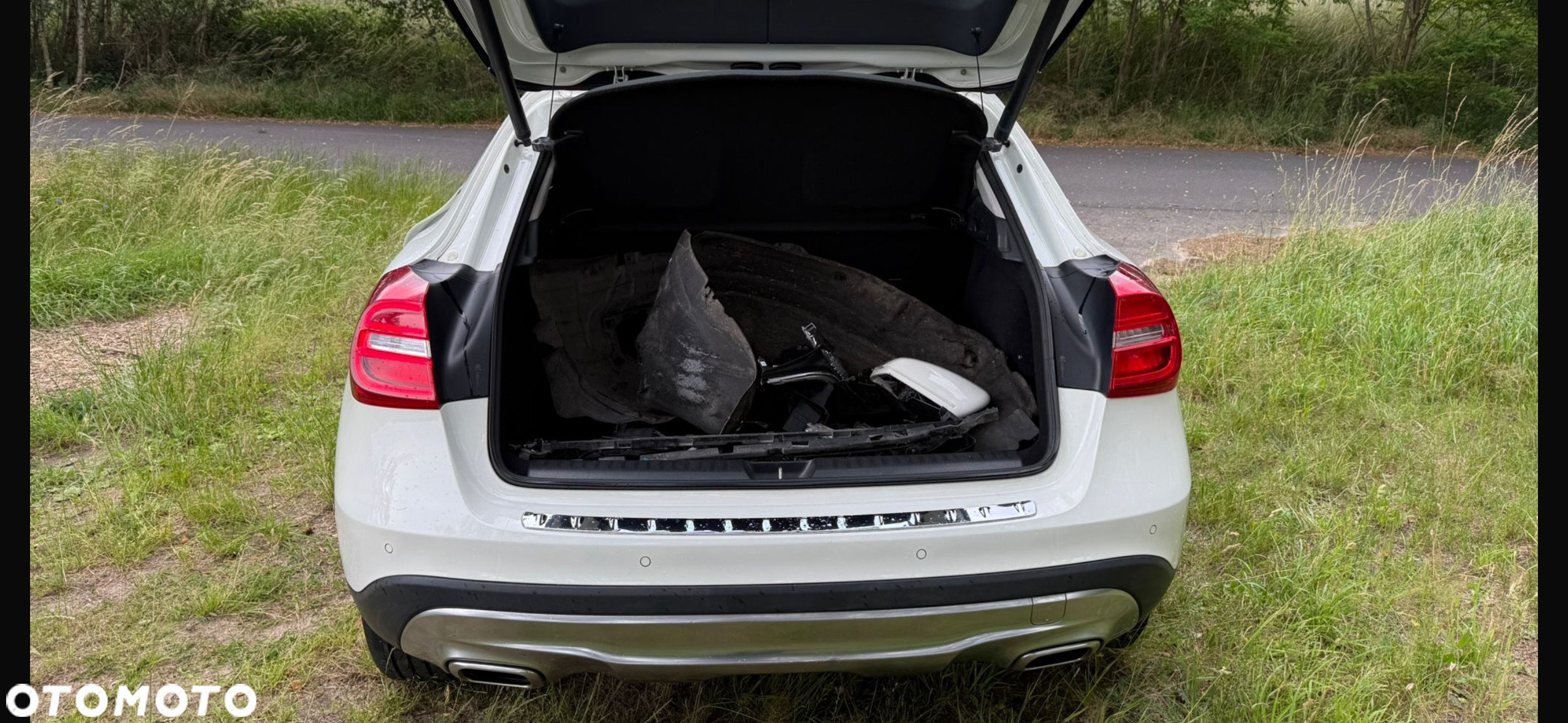 Mercedes-Benz GLA 200 7G-DCT Activity Edition - 30