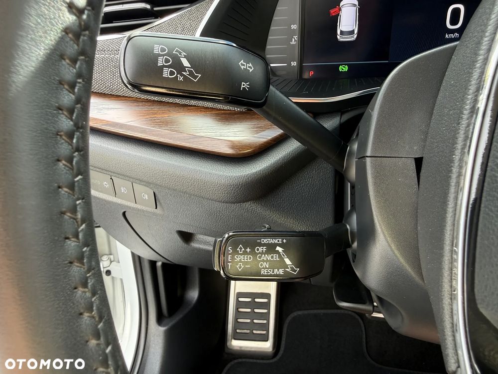 Skoda Octavia 2.0 TDI DSG 4x4 Scout - 33