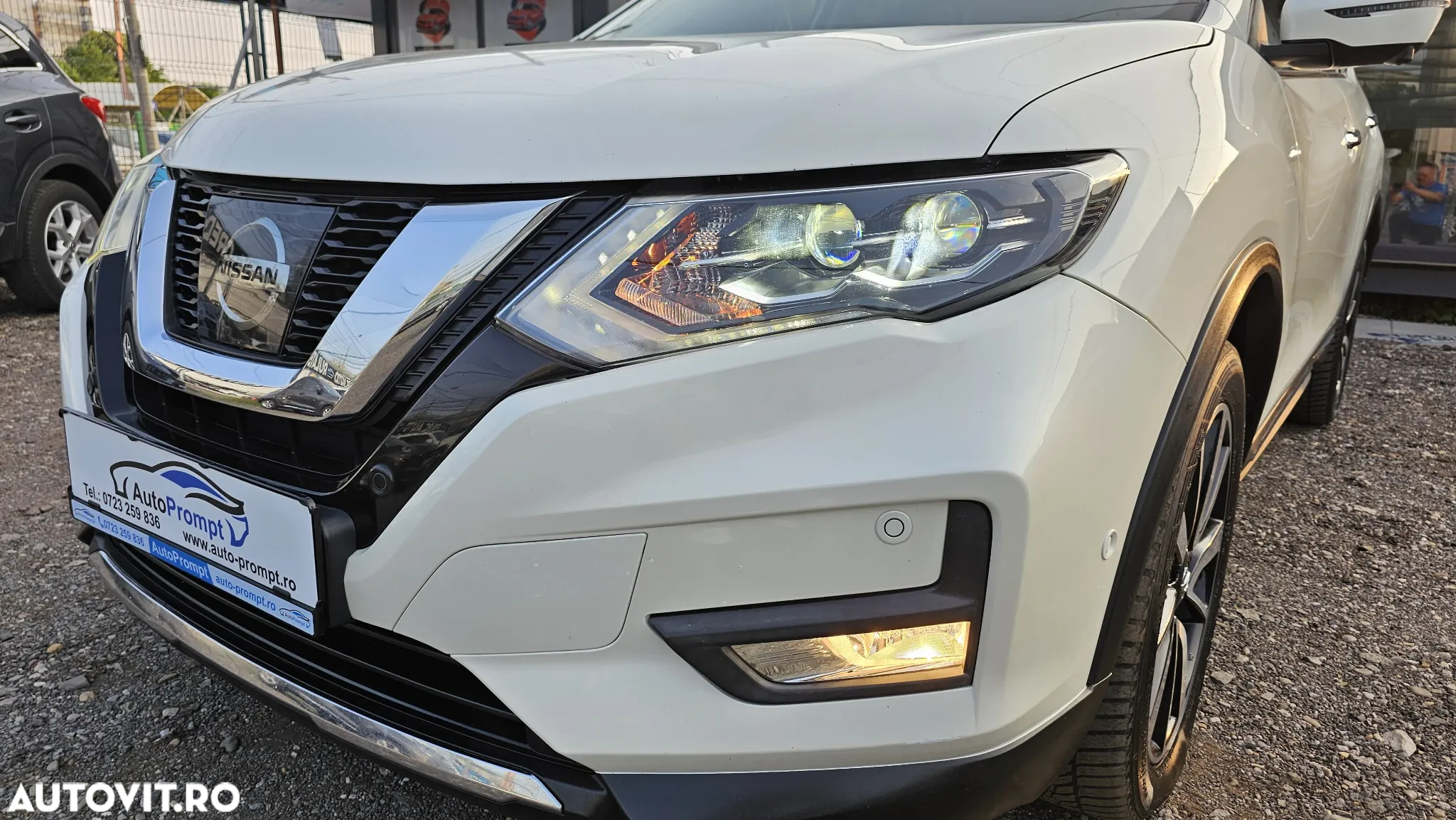 Nissan X-Trail 2.0 dCi ALL-MODE 4x4i Xtronic Tekna - 31