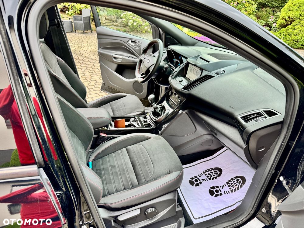 Ford Kuga - 5