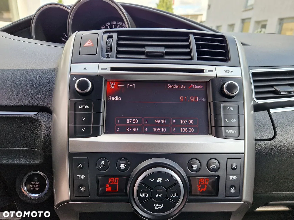 Toyota Verso 1.8 7-Sitzer Executive - 15