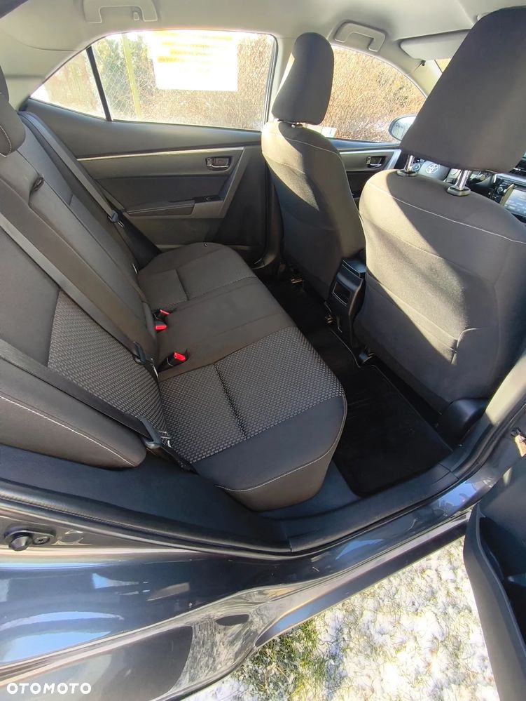 Toyota Corolla 1.6 Premium - 6