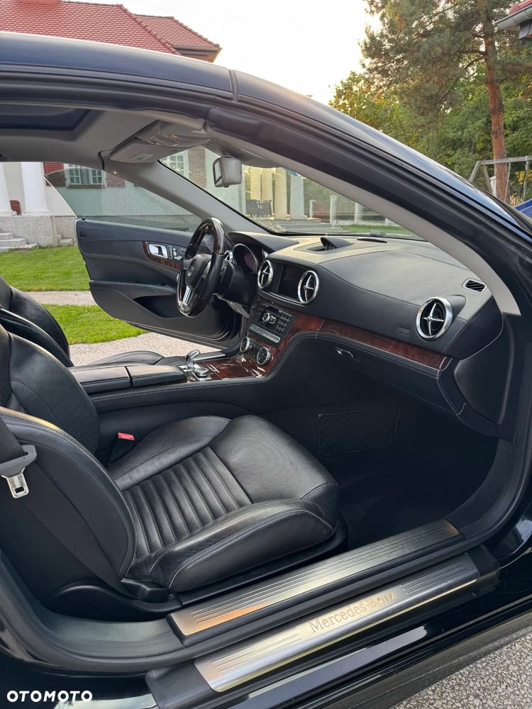 Mercedes-Benz SL 500 7G-TRONIC - 13