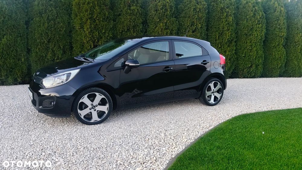 Kia Rio - 27