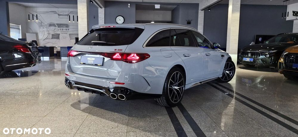 Mercedes-Benz Klasa E AMG 53 4Matic+ AMG SPEEDSHIFT TCT 9G - 3