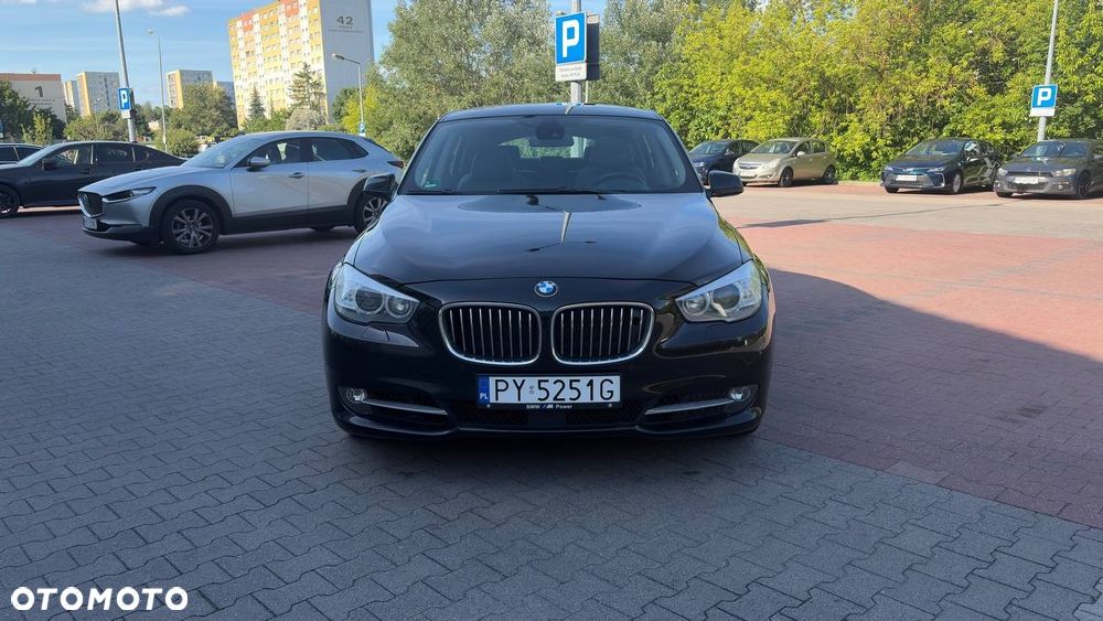 BMW 5GT - 1