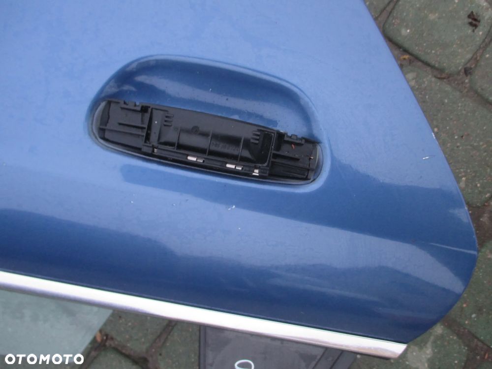 drzwi prawy tył Audi A4 B6  kombi LZ5W bez rdzy - 3
