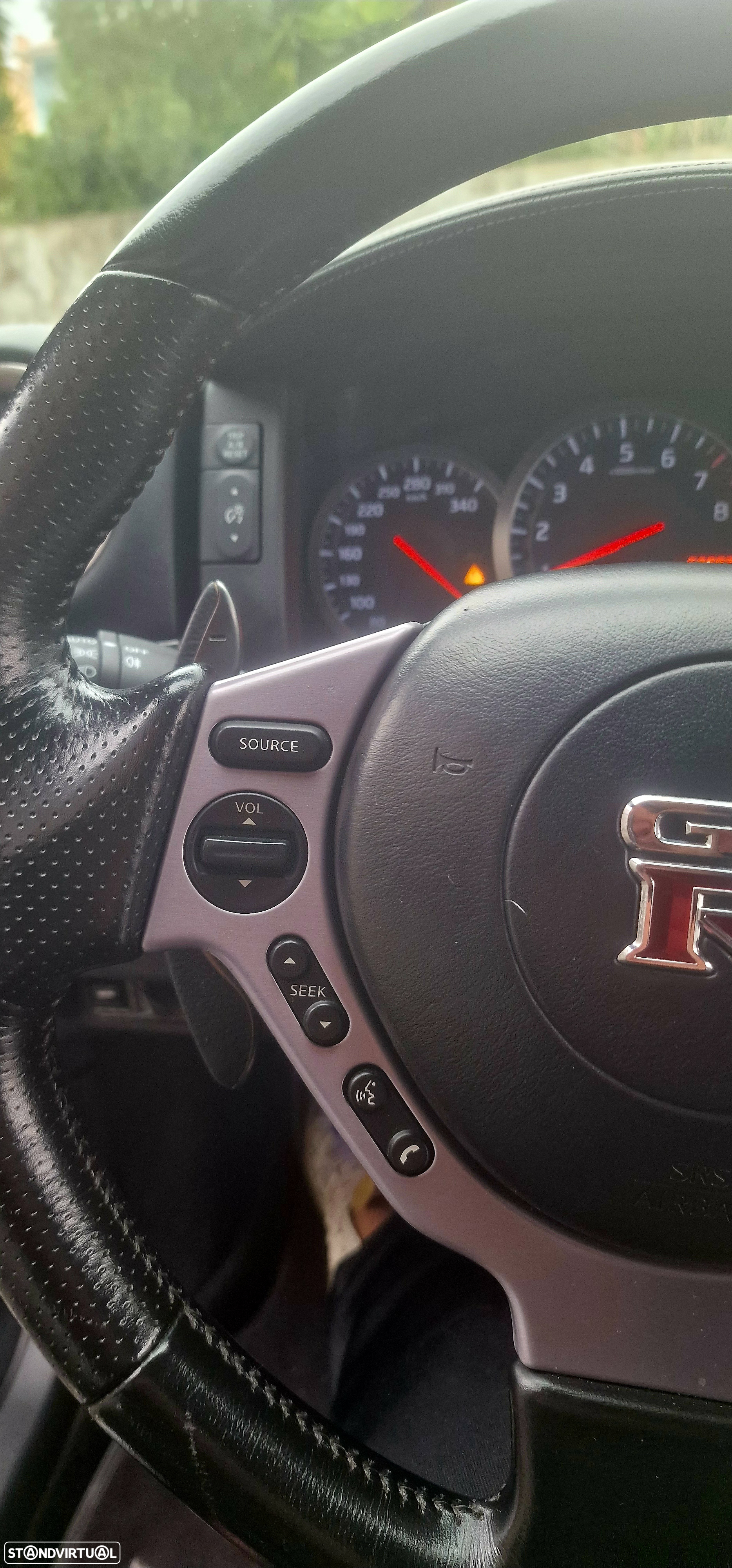 Nissan GT-R 3.8 V6 Black Edition - 25