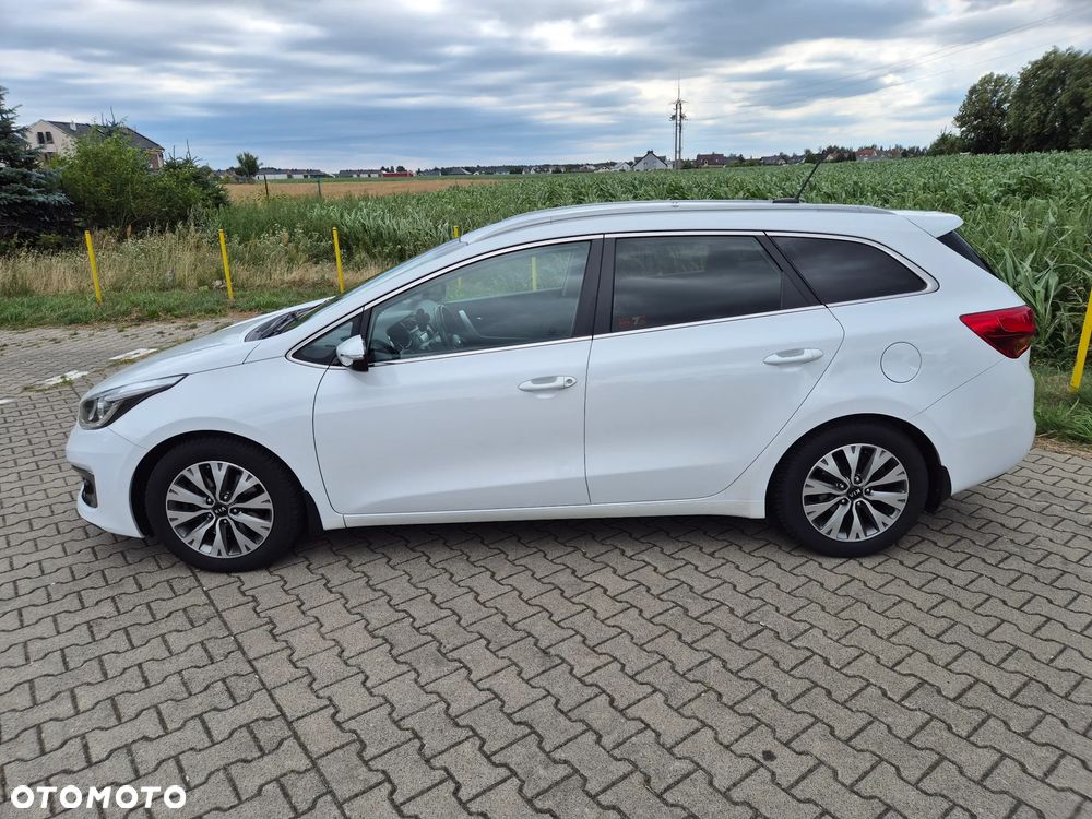 Kia Ceed 1.6 CRDi L Business Line - 11