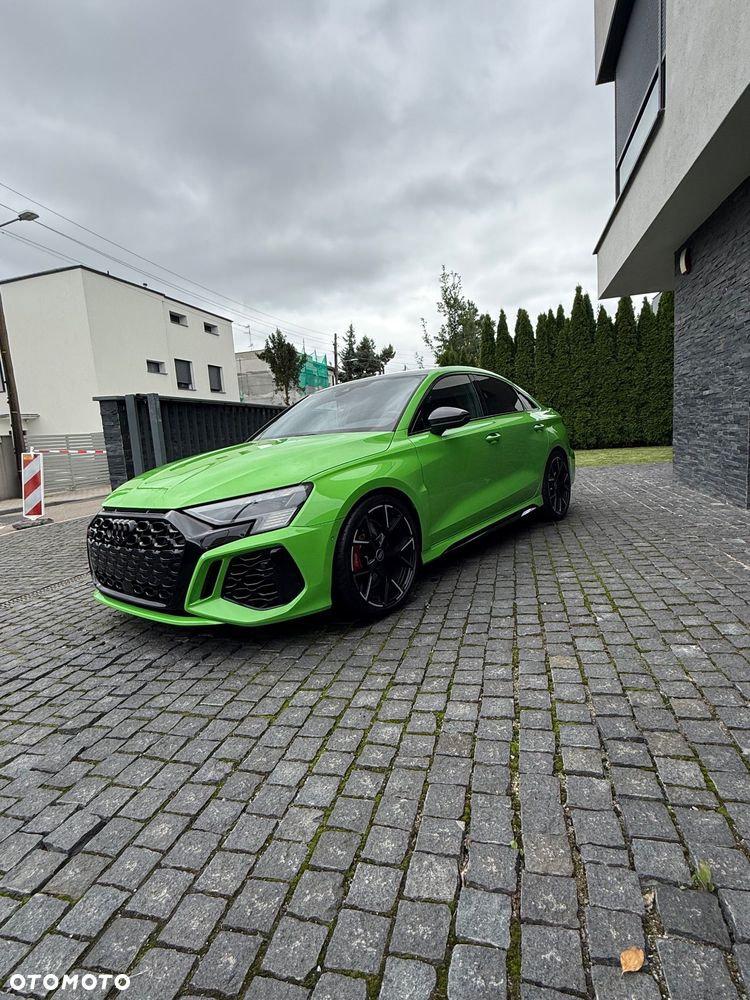 Audi RS3 Limousine - 4