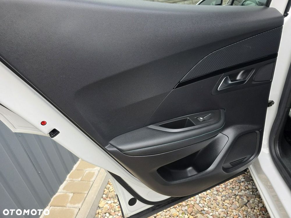 Peugeot 2008 2021