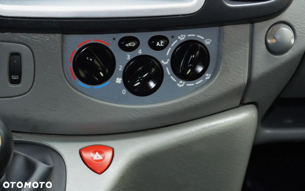 Opel Vivaro L2H1 - 26