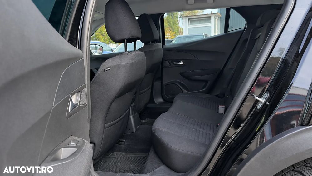 Peugeot 2008 1.2 L PureTech STT Allure - 24