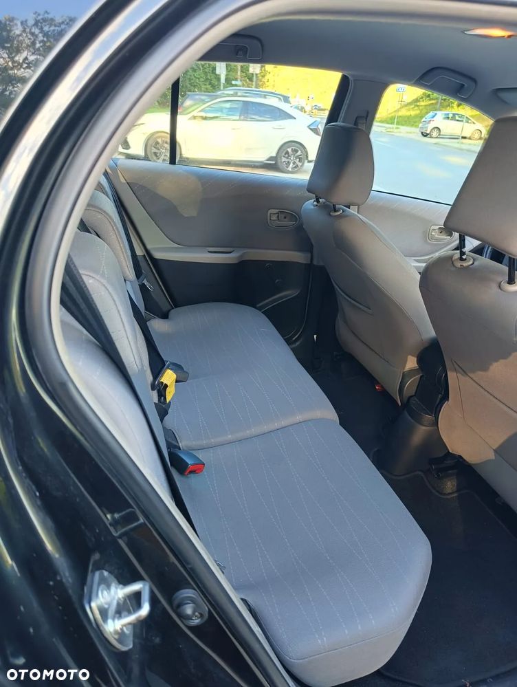 Toyota Yaris - 9