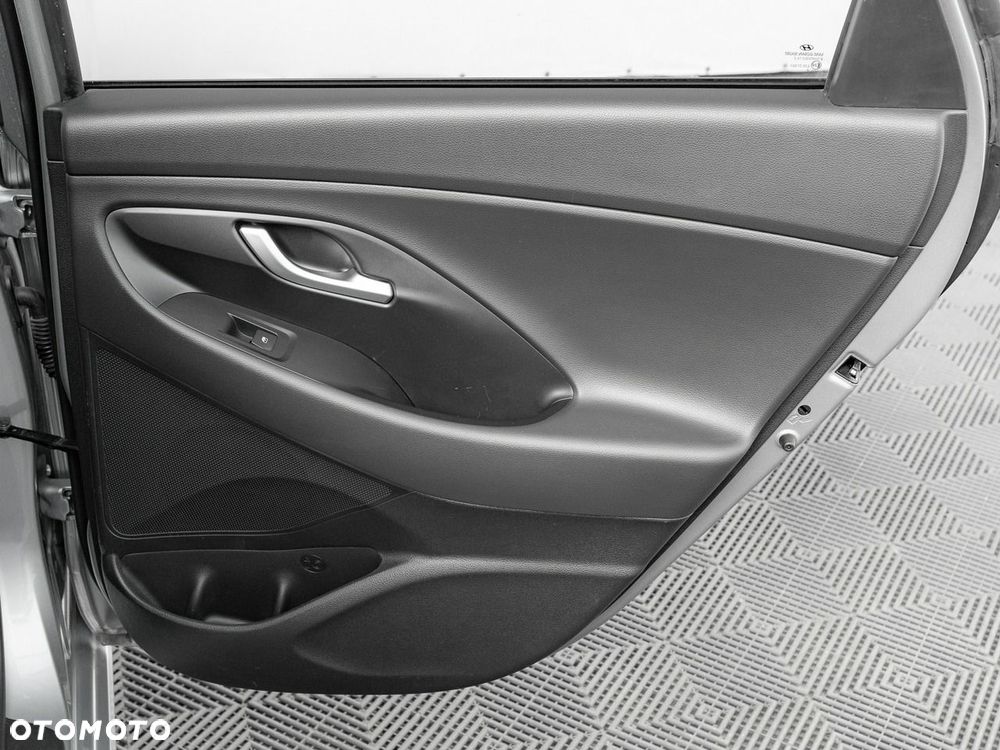 Hyundai i30 1.5 DPI Smart - 27