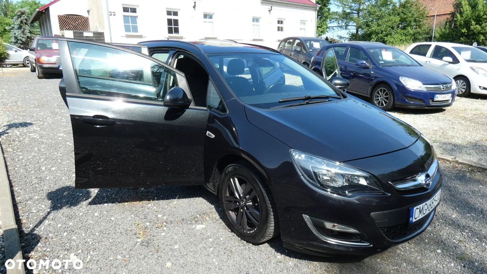 Opel Astra 1.4 T Active - 11