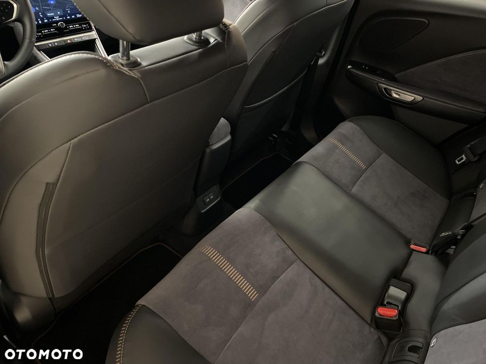 Lexus LBX 1.5 Hybrid Cool AWD - 10