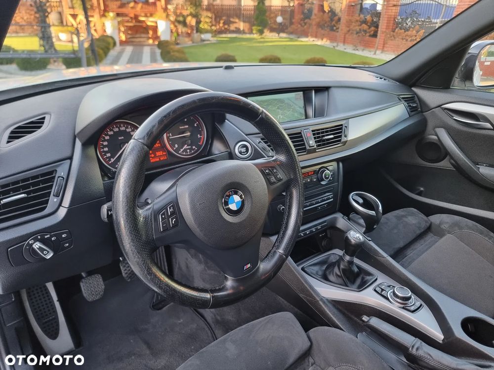 BMW X1 xDrive18d - 21