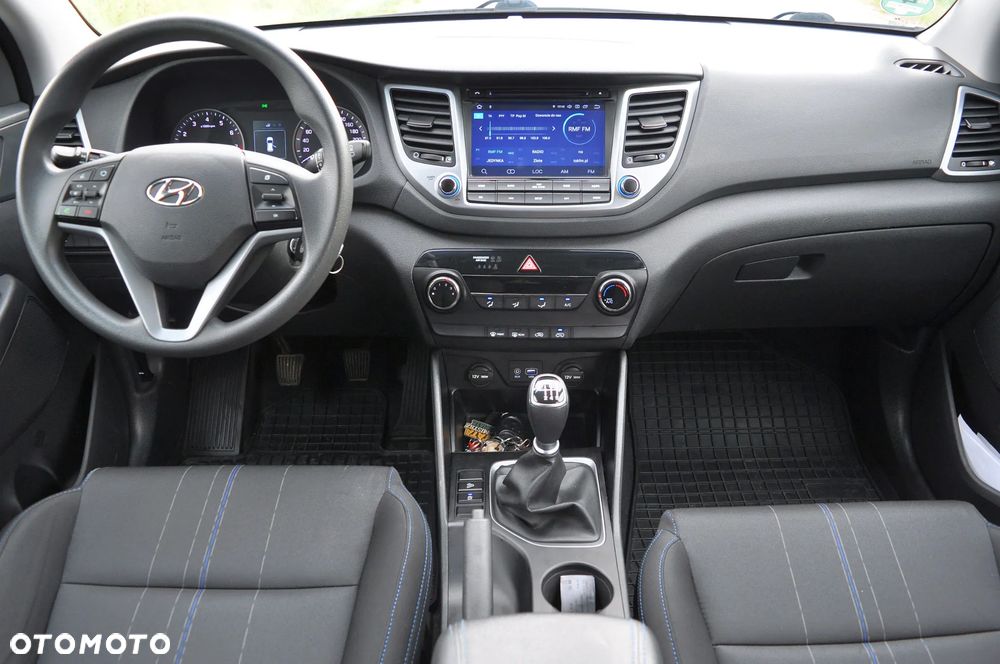Hyundai Tucson 1.6 GDI BlueDrive GO 2WD - 13