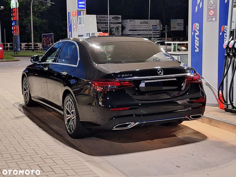 Mercedes-Benz Klasa E 220 d 4-Matic AMG - 28