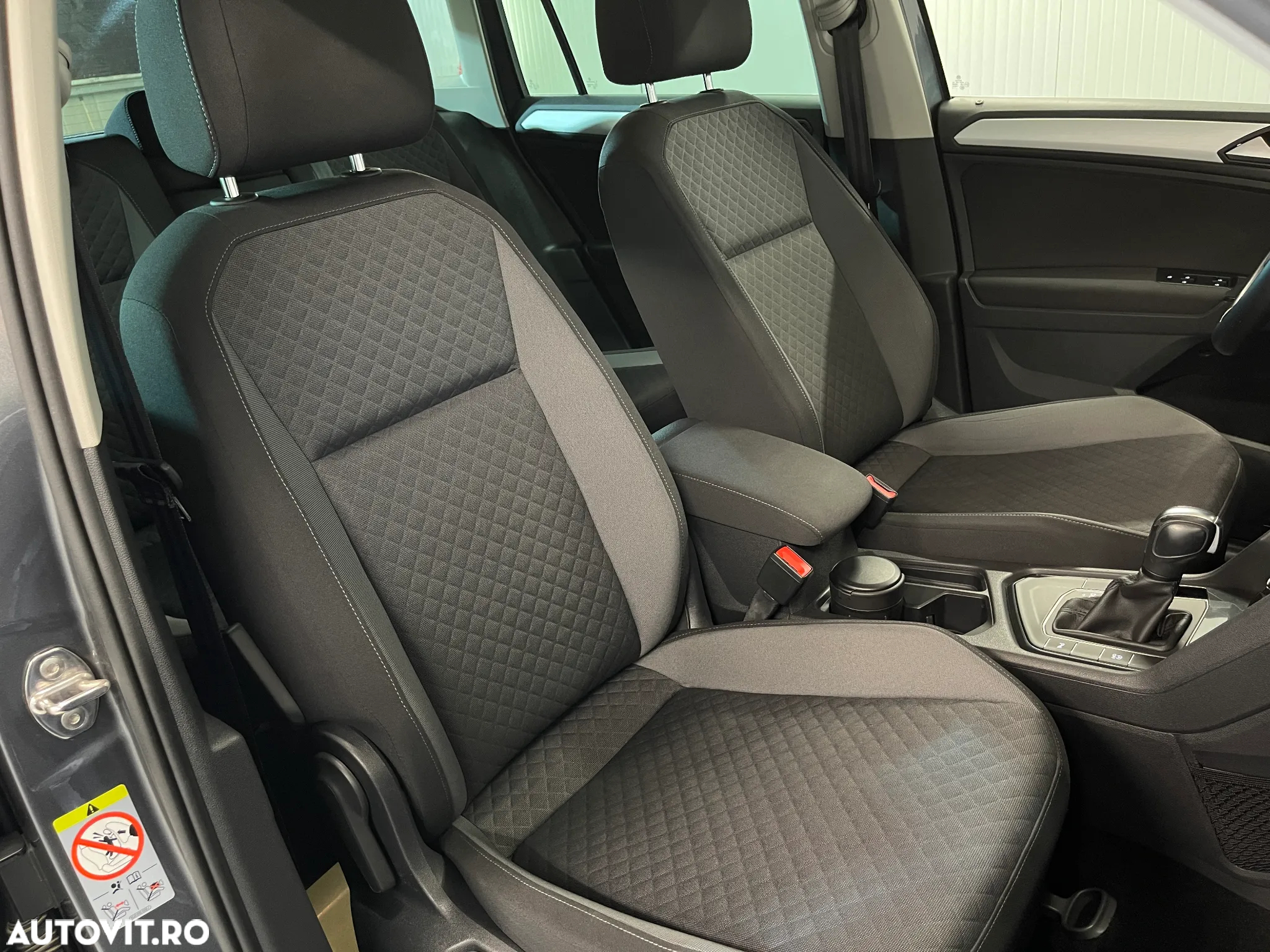 Volkswagen Tiguan 2.0 TDI DPF DSG Comfortline - 9