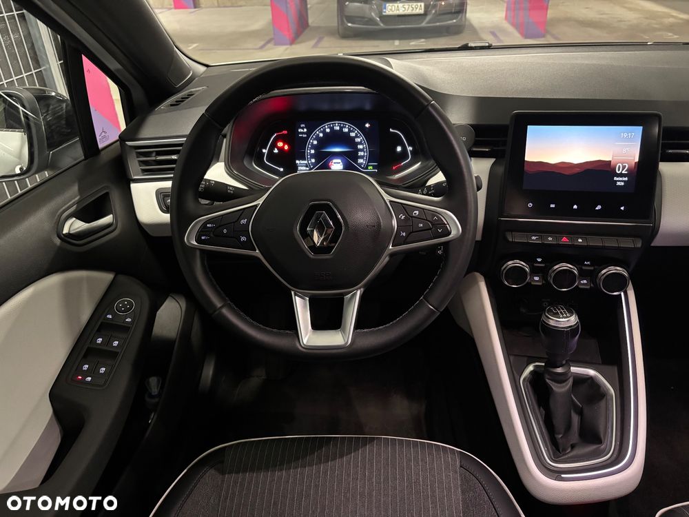 Renault Clio 1.0 TCe Techno - 12