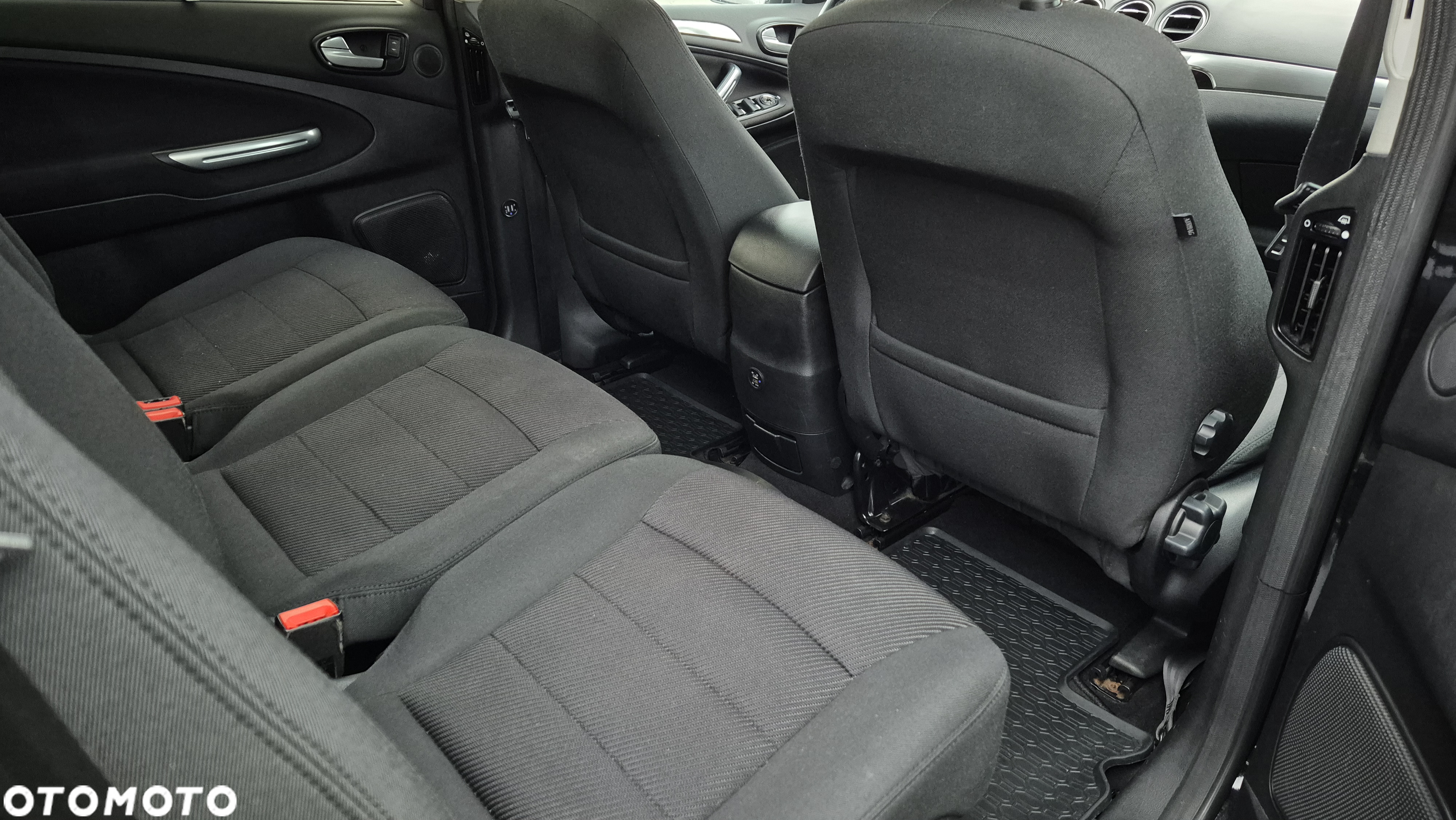 Ford S-Max 2.0 TDCi DPF Trend - 9