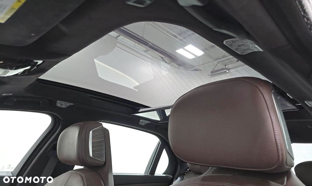 BMW Seria 7 - 23