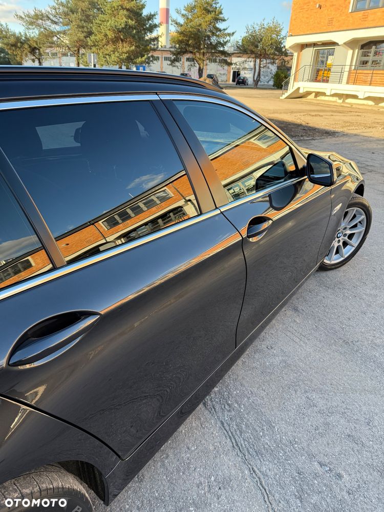 BMW Seria 5 520d - 17
