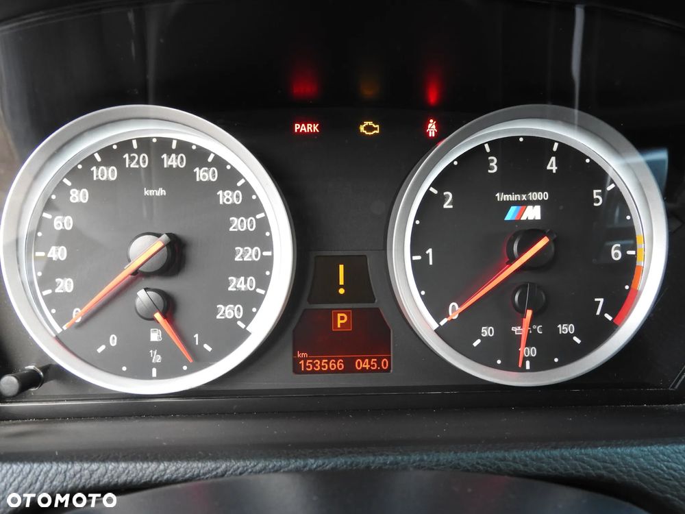 BMW X5 xDrive50i - 18