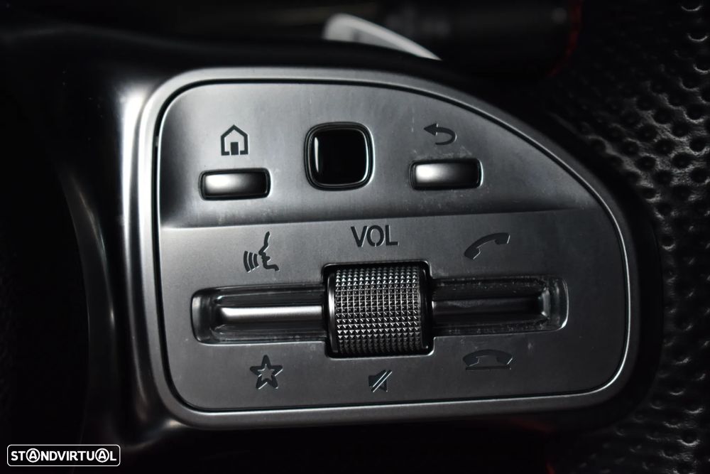 Mercedes-Benz A 250 e 8G-DCT AMG Line - 30