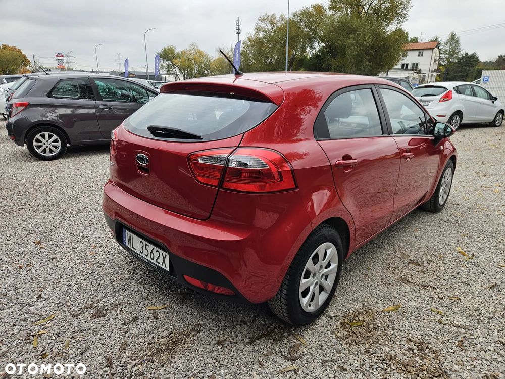 Kia Rio 1.2 Edition 7 - 13