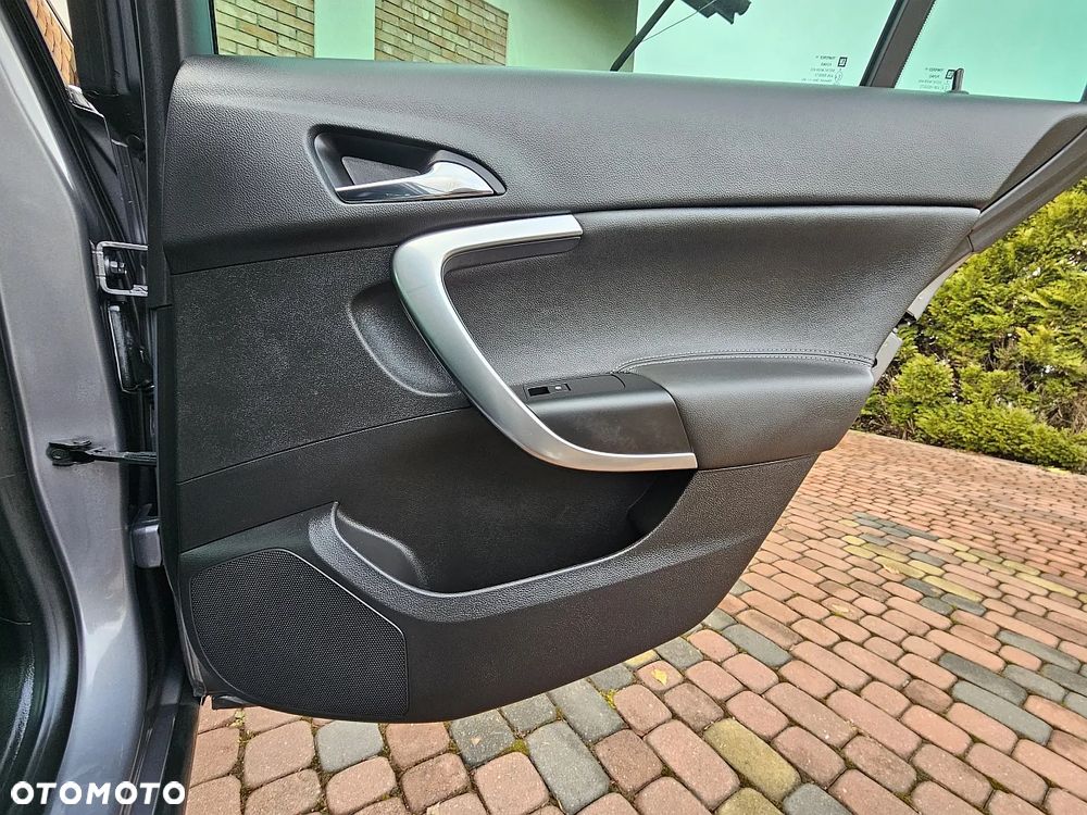 Opel Insignia 2.0 CDTI automatik Innovation - 24