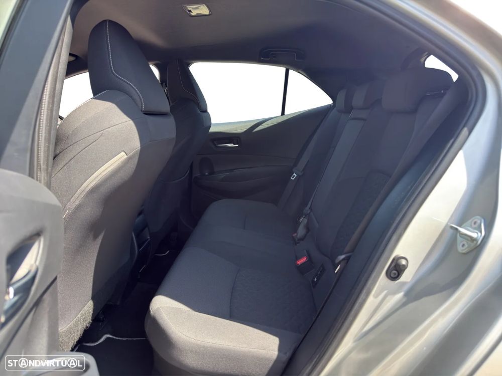 Toyota Corolla 1.8 Hybrid Comfort - 12