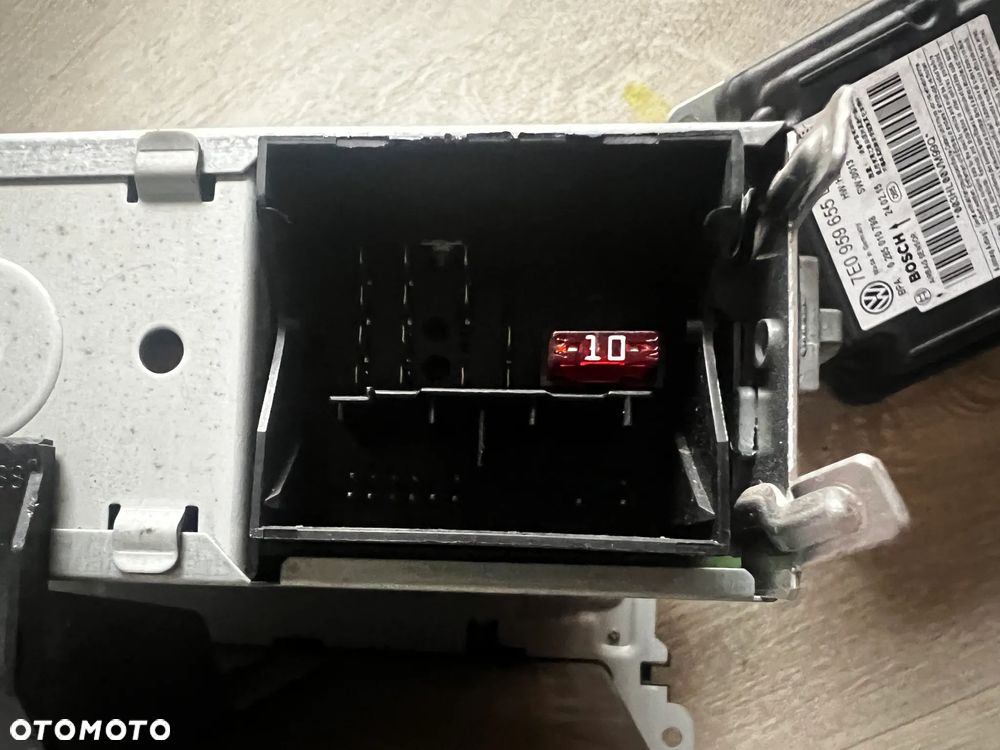 ZESTAW STARTOWY I MULTIMEDIALNY T5 T6 7E0035156B 7E0907379L 7E0614517J 7H0937096P 03L907309M 7E0959655B  CENY W OPISIE DOWOLNA KONFIGURACJA - 4