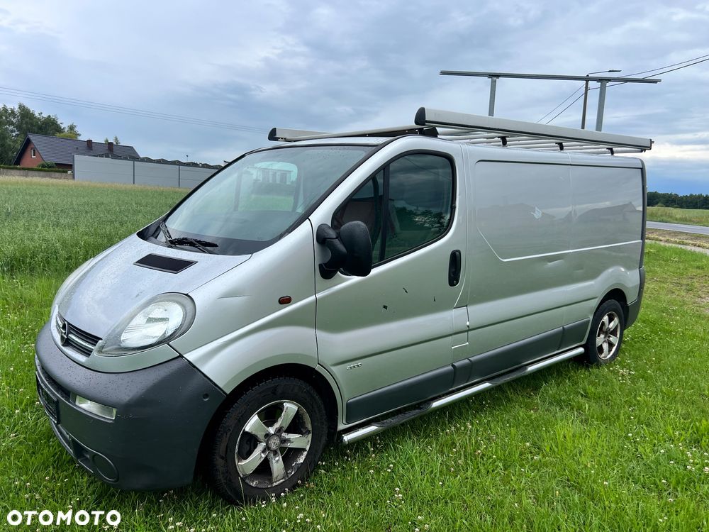 Opel Vivaro - 1