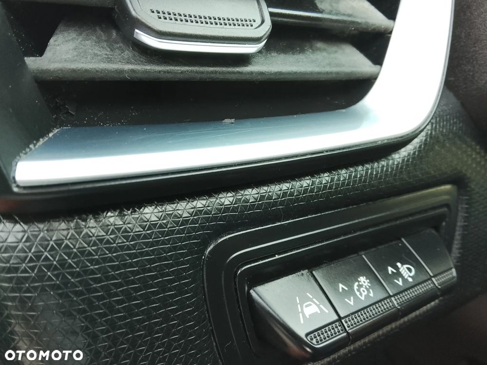 Renault Clio BLUE dCi 85 BUSINESS EDITION - 15