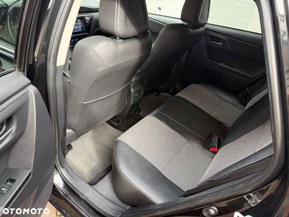 Toyota Auris 1.2 Turbo Executive - 10