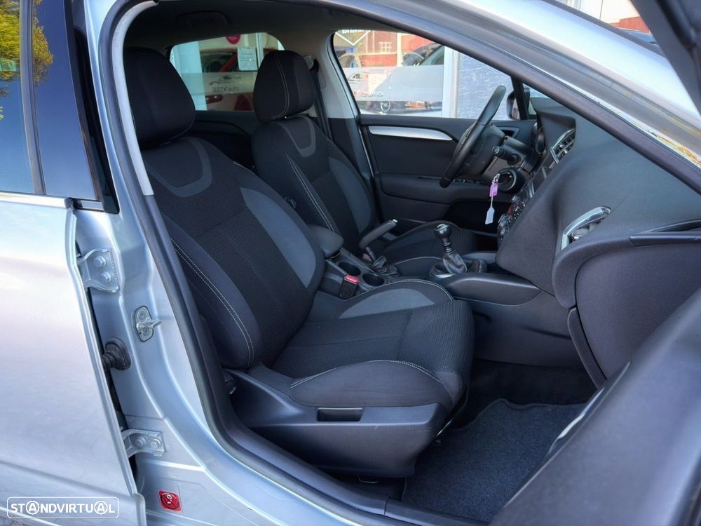 Citroën C4 1.6 e-HDi Exclusive - 20
